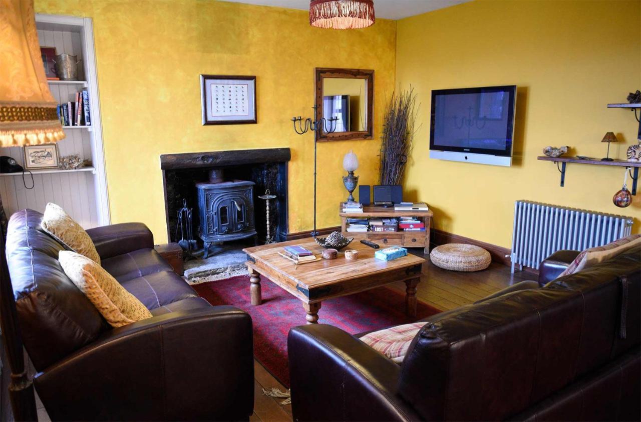 The Old Inn, *